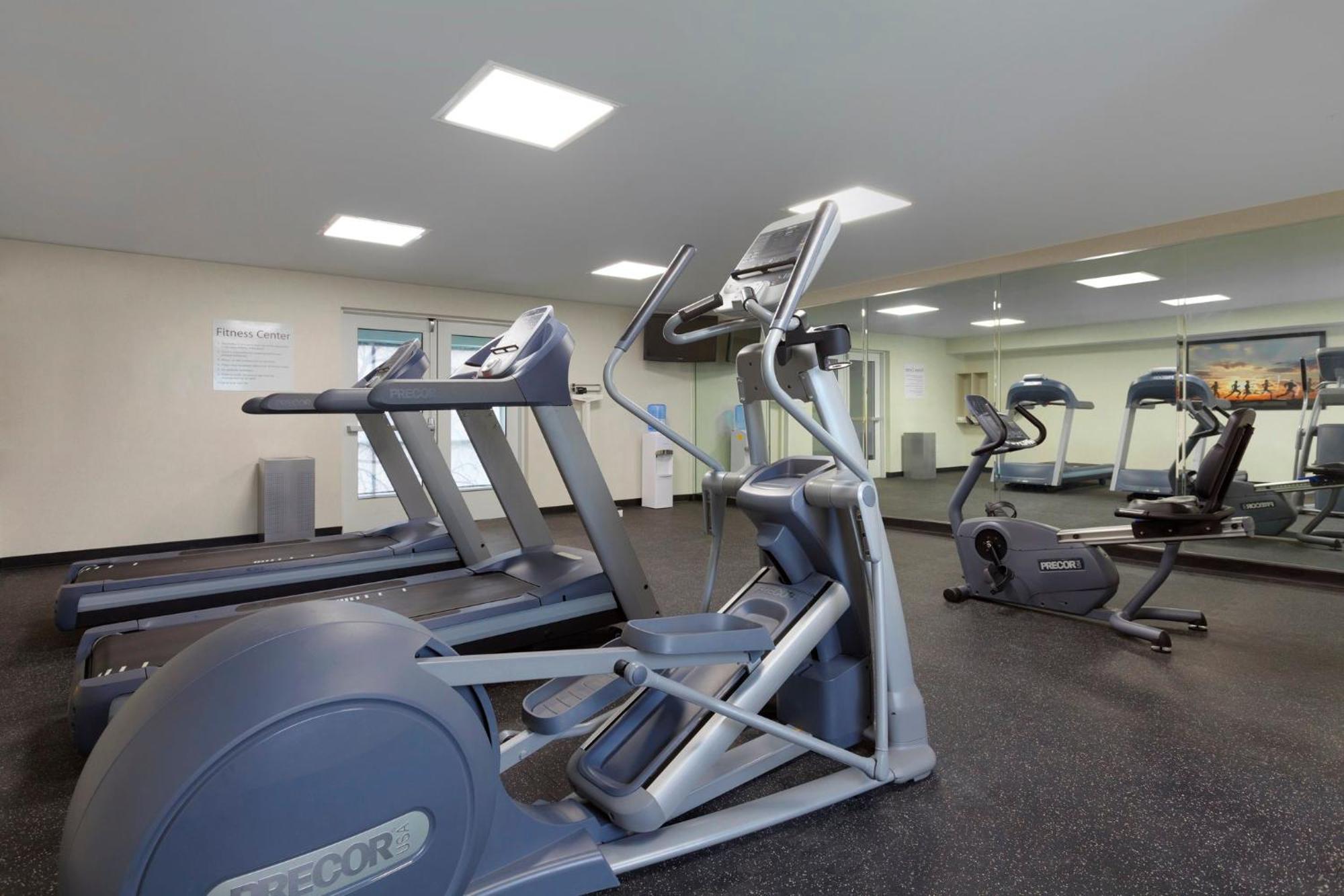 Holiday Inn Express Williamsburg North By Ihg Norge Ngoại thất bức ảnh