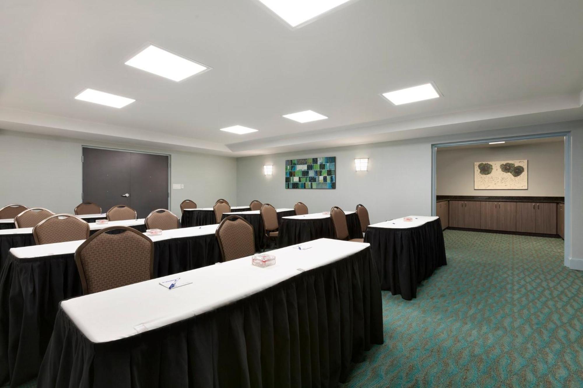 Holiday Inn Express Williamsburg North By Ihg Norge Ngoại thất bức ảnh